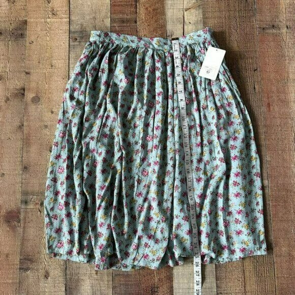 Comme Toi women's size large midi pleated skirt blue and pink floral - Picture 3 of 8